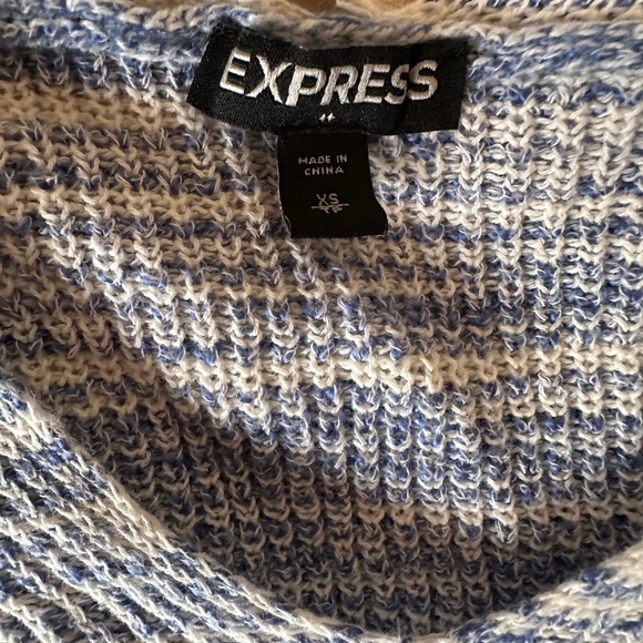 **EXPRESS* Blue x White Knitted Sweater Size XS - Picture 6 of 7